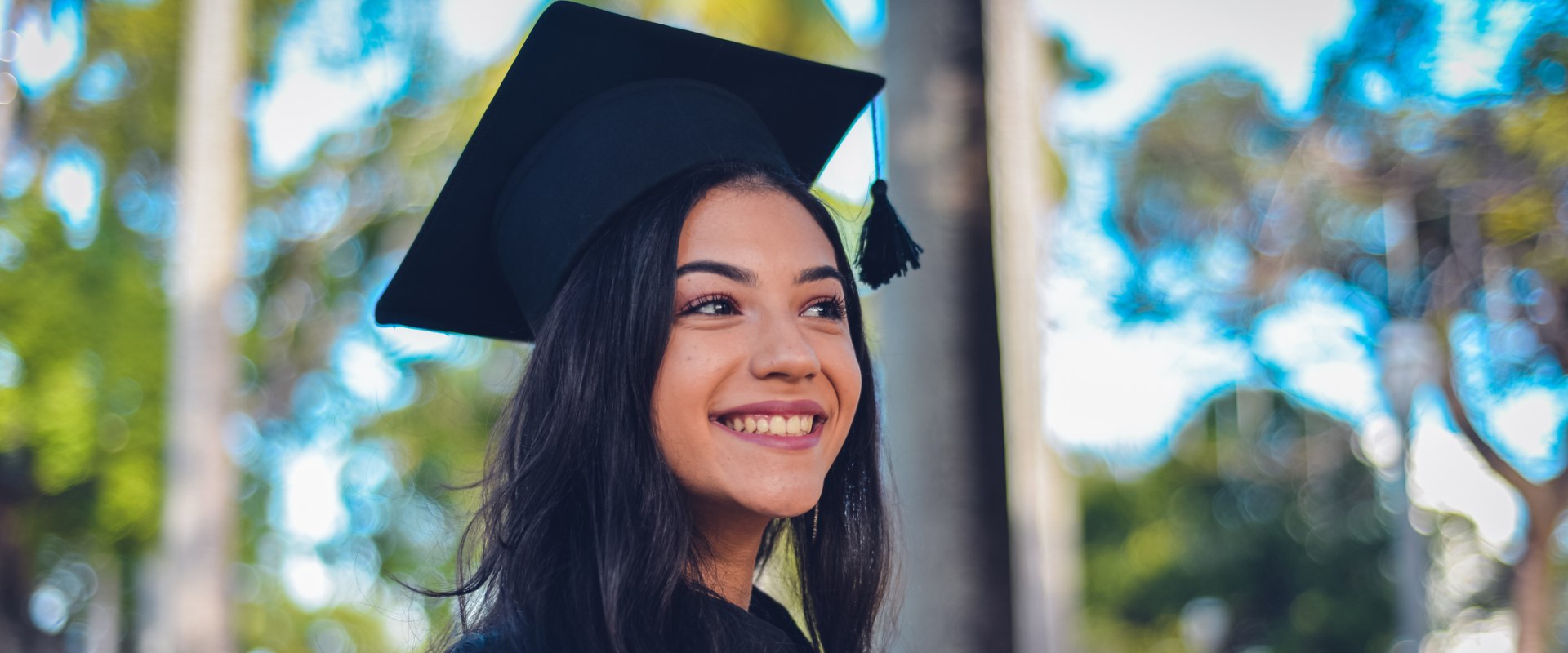 How To Develop The Right Professional Image To Build Your Graduate Career