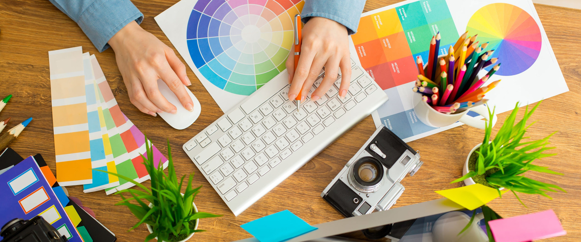 Career Path Guide: How To Become A Graphic Designer - University Tutors