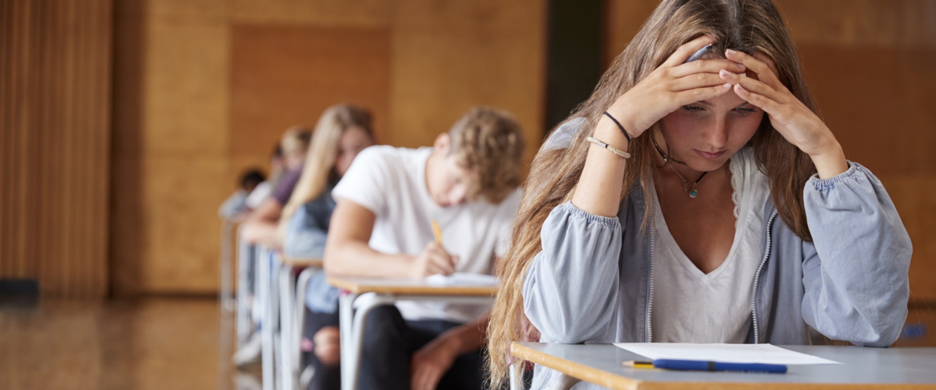 How To Deal With Anxiety At University – University Tutors